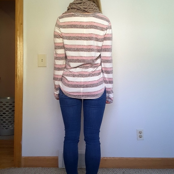 Dressbarn Sweater - Picture 3 of 6